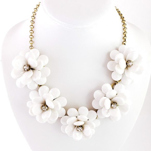 J. Crew Vintage White Flower & Rhinestone Crystal Gold Statement Necklace Rare - Picture 3 of 14